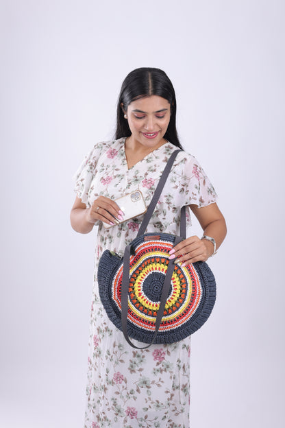 Raffia round bags